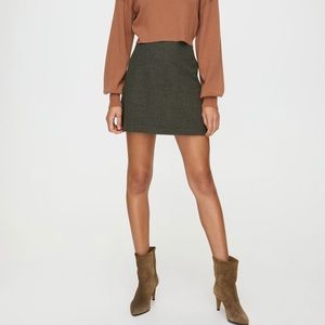 Aritzia - Wilfred Skirt in sz 0